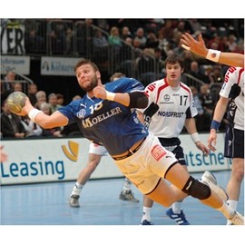 Mueller Shokk Neoprene Knee Protection - S, Black