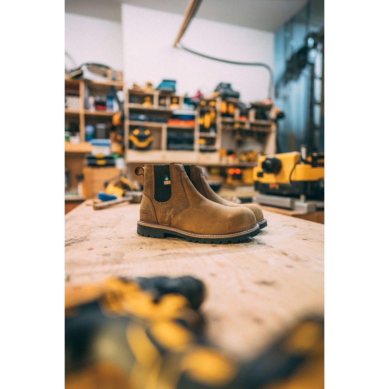 Kodiak Men's McKinney Composite Toe Water-Resistant Chelsea Industrial Boot, Brown,