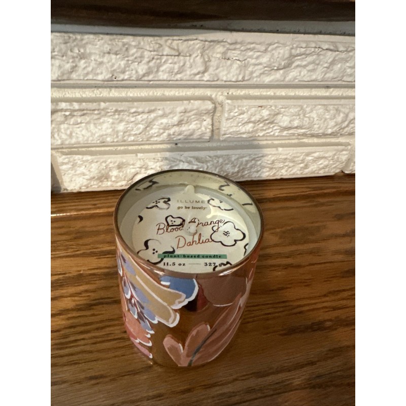 Illume Blood Orange Dahlia 11.5 oz Natural Plant-based Candle Glass