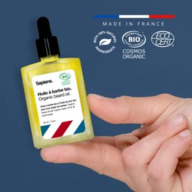Bartpflege Set für Männer Sapiens BarberShop - Made in EU - Bio Bartöl und Bio Bart Balsam Cosmos Organic Zertifiziert - Bartkamm und Bartbürste, Bartschere, Reisebeutel - Beard Care Kit