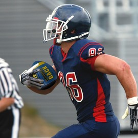 BOUNCEBACK PassCatch Training Football, Blue Strips, Solo Practice Fatherless Football, Youth Size 7(Ages 5-14)(with Pump)