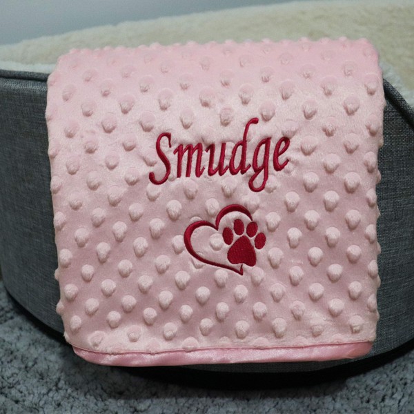Personalised Dog CAT PET Blanket Pink Bubble Effect Soft Durable