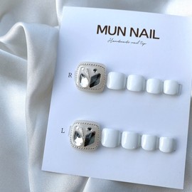 MunNail Butterfly Paddy Tip 2 - No. 8 / MunNail 버터플라이 패디팁2 - 8호
