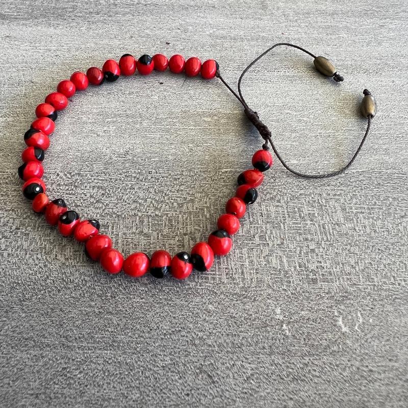 Peruvian Huayruro Seed Bracelet, for good luck. - Color: Black