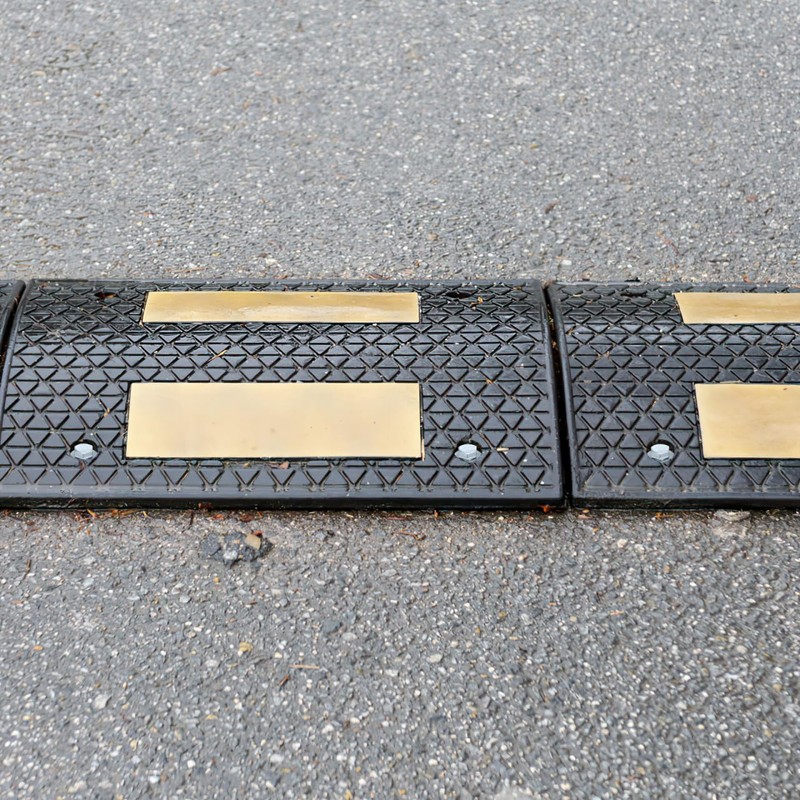 CORHAD Driveway Bolt Expansion Screws for Speed Bump Installation Concrete