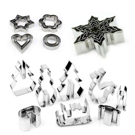 Cookie Cutters, Set of 25 LoveChef Shape Cutters Pastry Cutters Pastry Cutting, Shapes: Snow/Star/Heart/Round/Plum Blossom in Stainless Steel
