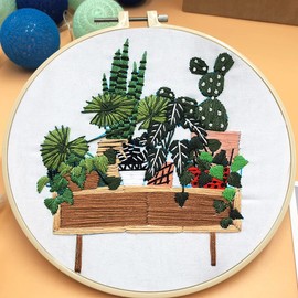 hi stone 4 Embroidery Sets for Beginners, DIY Adult Beginner Cross Stitch Kits, 4 Cross Stitch Kits, 2 Embroidery Hoops,Scissors,Needles and Color Threads,Needlepoint Kit for Adults