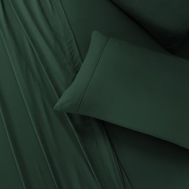 SereneSleep Queen Pillowcases 2 Pack- Bottle Green Pillow Cases 20x30 Inches Envelope Closure Ultra Soft Brushed Microfibre Wrinkle and Fade Resistant Standard Pillow Covers (Queen, Bottle Green)