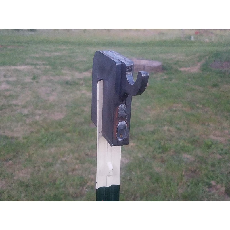 US Metal Works T Post Steel Target Hanger Hook (4