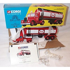 Corgi classic scammell highwayman and tanker set 1.50 scale limited edition diecast model