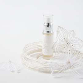 SAKI Oil Serum, 9-in-1 Dense Oil Essence That Can Be Used While Wet In The Bath, 0.9 fl oz (28 ml)