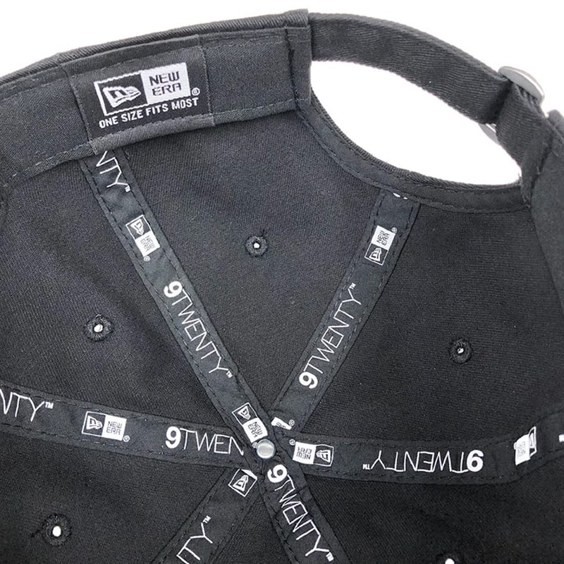 NY Yankees Cap Black MoMA Edition, Black