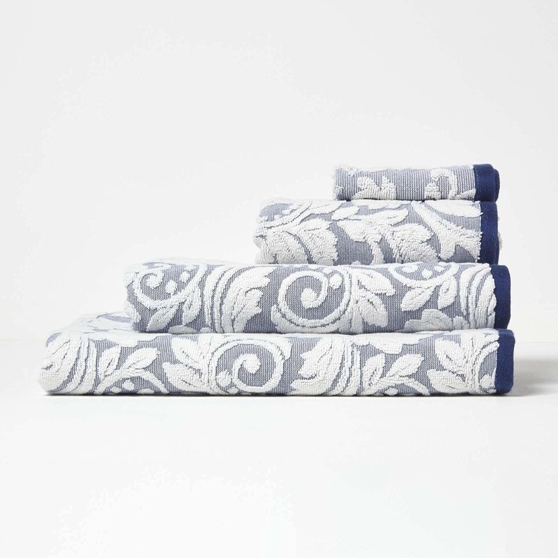HOMESCAPES Navy Hand Towel 100% Turkish Cotton Patterned Large Towel