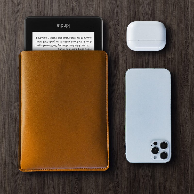 MyGadget 6 Inch Faux Leather Sleeve Case - Case with