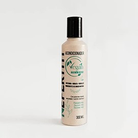 Acondicionador Vegetal sin Sulfatos y Parabenos Vegan Maximum Repair Nefertiti con Keratina Vegana y Macadamia Acondicionador Vegano sin Sal Repara el