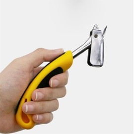 Yuelulala 2 Pcs Staple Remover Tool Heavy Duty Staple Puller Upholstery Staple Remover for Office School, Indoor and Home Staple (A31-2)