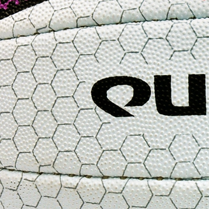 Sure Shot Unisex Sure Shot quake Netball In White and