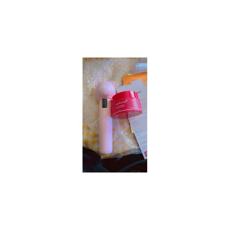 Estuche MEDICUBE Age-R Booster Pro Cabeza de Oso Rosa (1