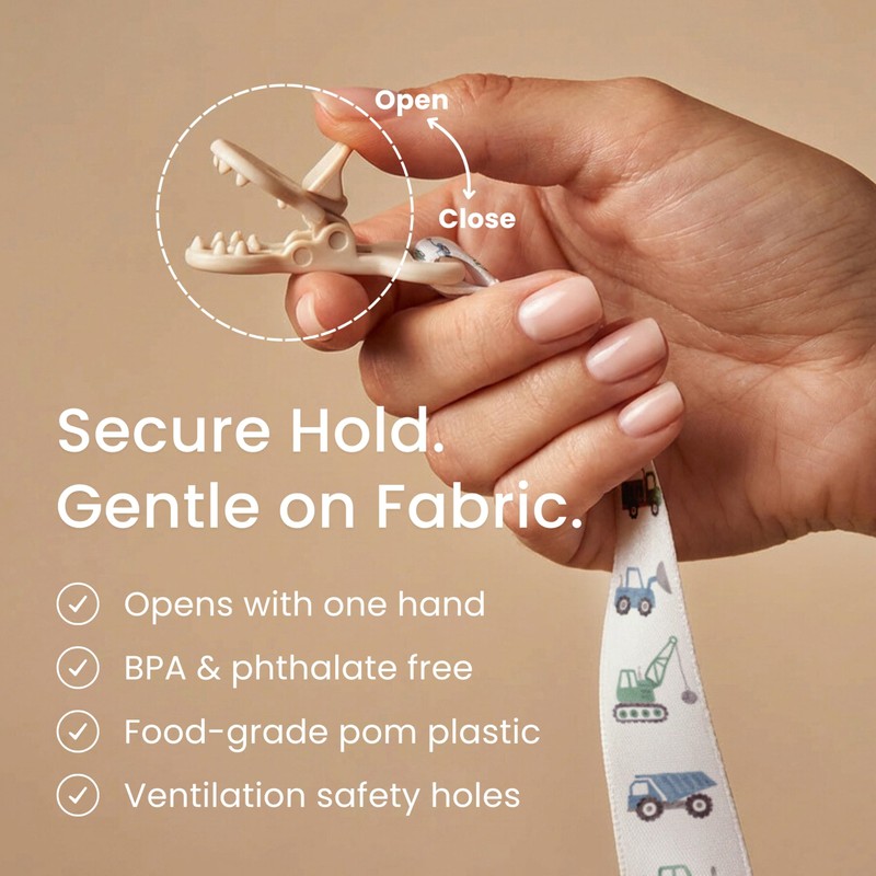 Stadela Baby Pacifier Clip Holder - Girl 4 Pack Gift