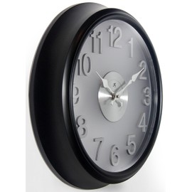 Infinity Instrument 15 Inch The Onyx Modern Contemporary Sleek Indoor Round Non-Ticking Silent Battery Operated Easy to Read Wall Clock for Living Room, Bedroom, Kitchen, Home Office, Black and Silver