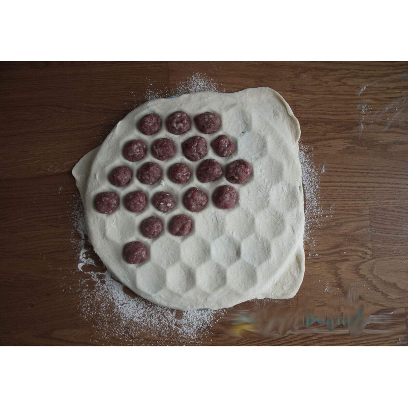 Pelmeni Ravioli Mold Easy to Use Mold for 37 Ravioli,