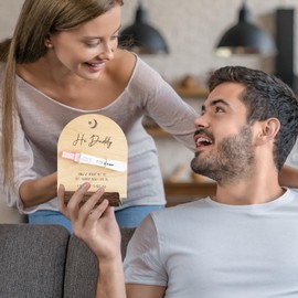 Pregnancy Announcement Wood Sign - Hi Dad Woode Announcement Board For New Baby - Baby Announcement Board With Base & Rope, Pregnancy Announcement For Dad To Be