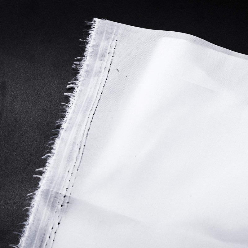 1.5 x 6 m Nylon Silk White Seamless Diffusion Fabric