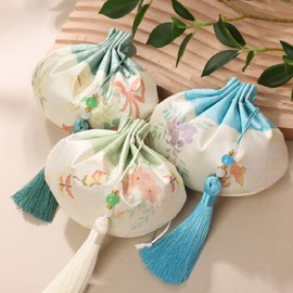 National Museum of Korea Goods Lucky Bag Korean Traditional Souvenir Foreigner Gift Good Luck Wish Ornament I agree to third party provision for delivery / 국립중앙박물관 굿즈 복주머니 한국 전통 기념품 외국인 선물 행운 소원 장식 배송을 위한 제3자 제공에 동의합니다