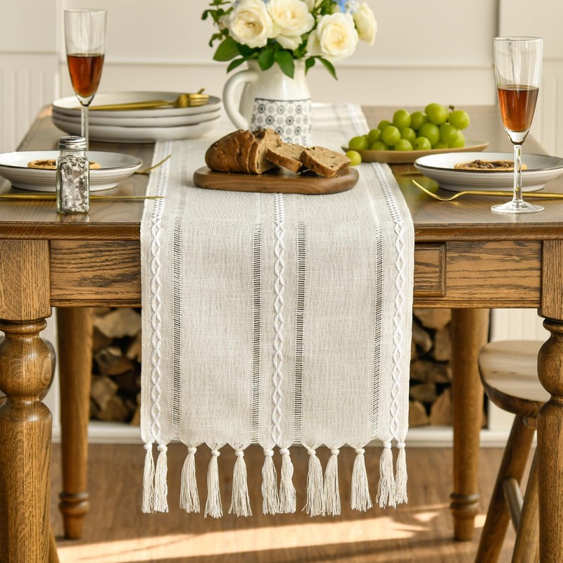 Artoid Mode Boho Cream Tassel Table Runner, Farmhouse Style Kitchen