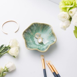 Mecaikru Ring Dish, Ceramic Trinket Tray, Small Dish for Jewelry, Key Bowl, Ring Tray for Jewelry, for Friends Sisters Daughter Mother