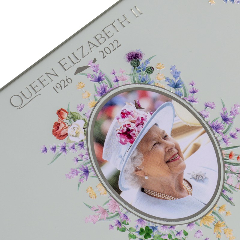 New English Teas Queen Elizabeth II Commemorative Tea Tin with