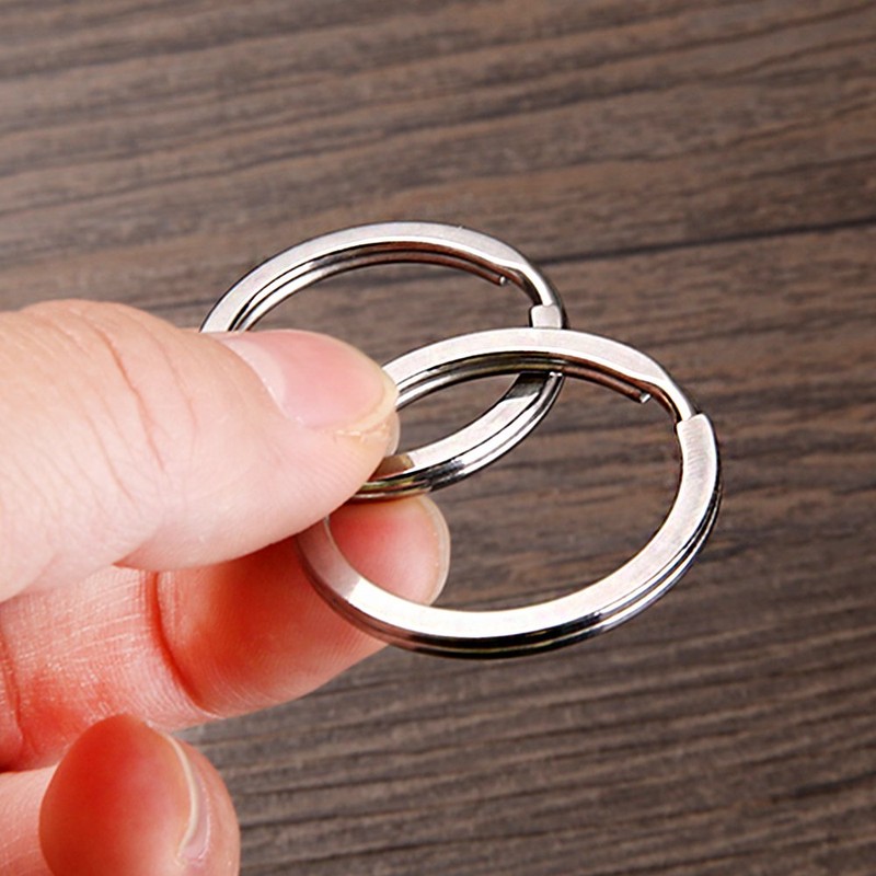 Swpeet 60 Pcs Assorted Multi-Purpose Metal Keychain Rings Split Keyrings