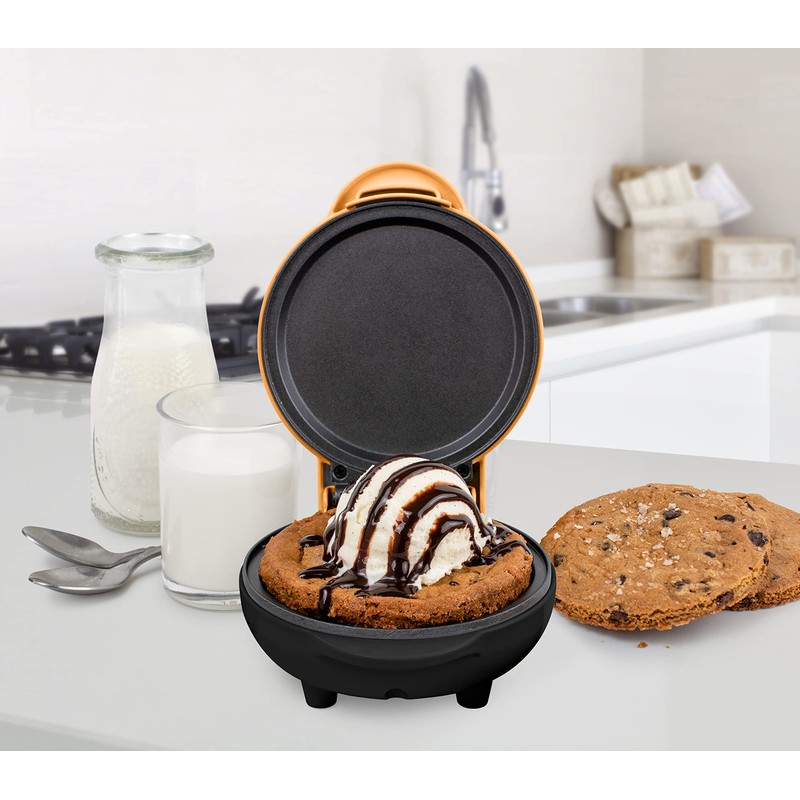 Nostalgia MyMini Personal Electric Griddle, Nonstick Griddle Perfect for Keto