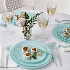 Silver Spoons Round Mint Green Plastic Salad Plates - 9” (Pack of 20) - Disposable Plates - Perfect for Birthday Parties, Weddings, and Everyday Use