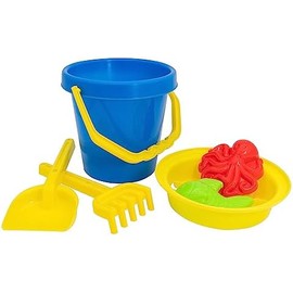 Idena 40241  Juego de juguetes de arena 6 piezas con cubo, colador, 2 moldes, rastrillo y pala pequeña, diferentes colores