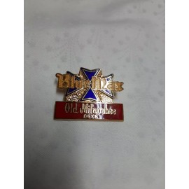 Old Milwaukee Vintage 1 PC Collectible Blue Max Old Milwaukee Beer Enameled Lapel Hat Coat Pin