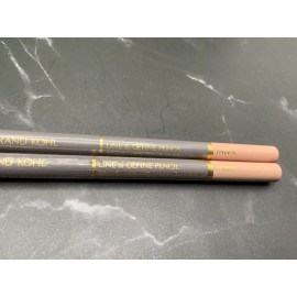 L'Oréal 2 L'oreal Le Grand Kohl Perfectly Soft Liner Eye Pencil FAWN NEW