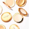MCoBeauty Polvos Compactos Miracle Flawless - Tono 2 Natural Medio