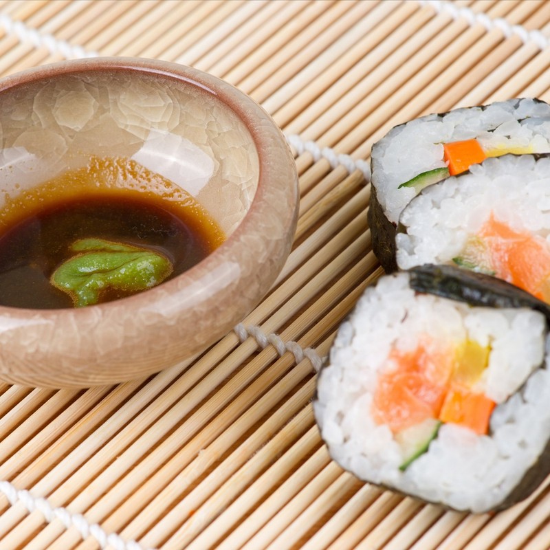 TOSSOW Sushi Making Kit - Includes 2 Sushi Roller Mats,