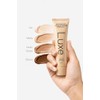 Base de maquillaje Luxe que cambia de color - Luz