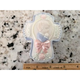 Unbranded New in Box - Mini Ceramic Cross Trinket Box Baby Boy Praying Keepsake/Favor