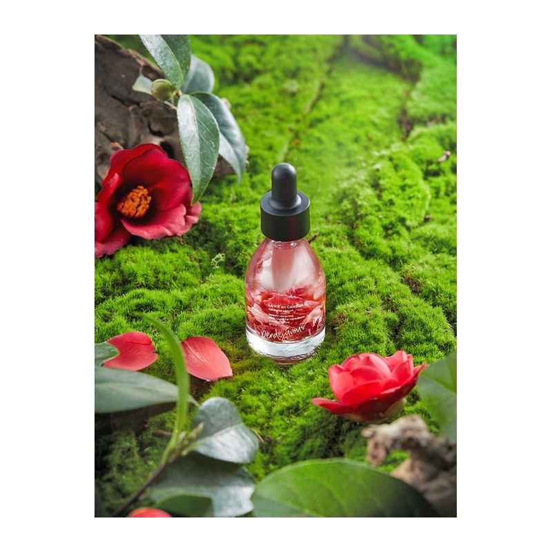 La Vie En Camellia Celestial Serum 30ml / 라비앙카멜리아 셀레스티얼