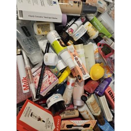 Clinique/Shiseido/L'Oreal/Vichy/Bobbi Brown Makeup Skincare Hair Sample Travel.  5 items plus bag Clinique, Huda, Lancome