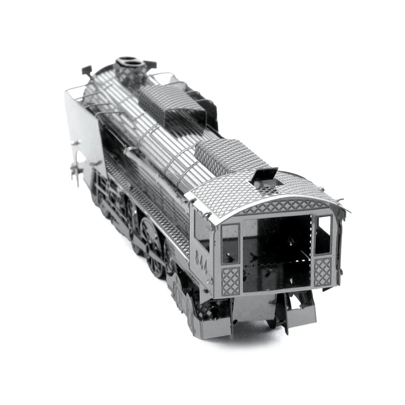 DCD Model Kit Moderate Difficulty Steel Steam Locomotive #844 by