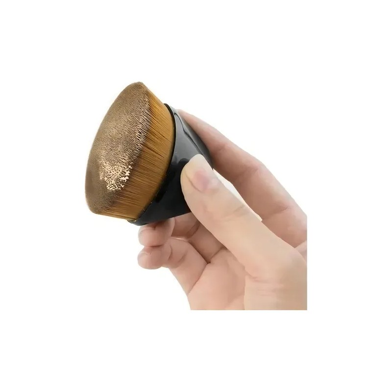 Brocha Kabuki Plana Universo en Linea Para Base Corrector Polvo