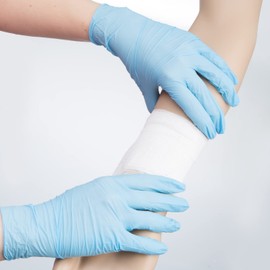 Pack of 100 Nitrile Disposable Gloves Powder-Free Gloves l