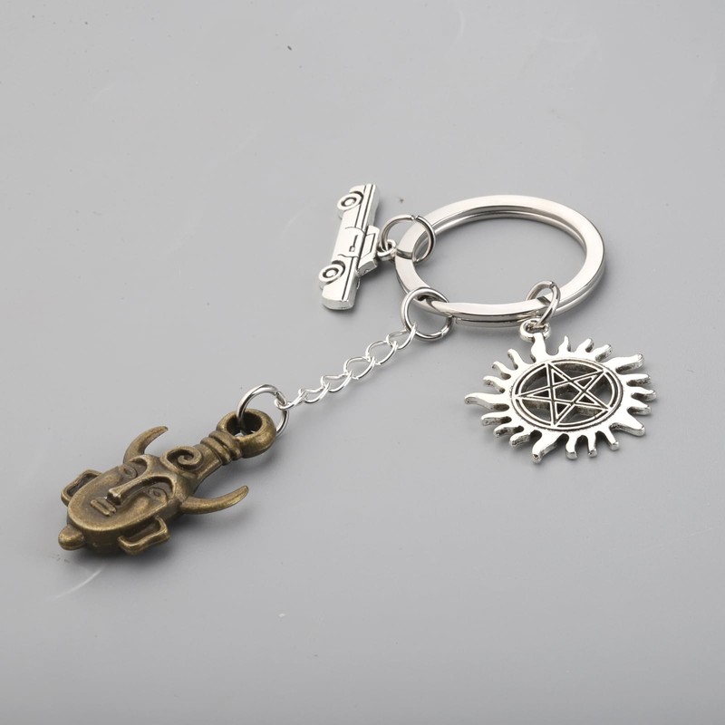 KUIYAI Winchester Brothers Pentagram Symbol Keyring TV Show Inspired Gift