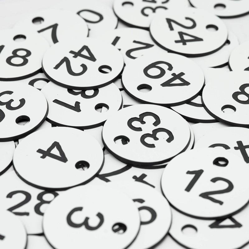 Etiquetas de plástico para número de identificación con llaveros, Blanco,