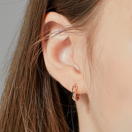 Gold&Deer 14K Goldfield Daily Twisted One-Touch Earrings White Gold / 골드앤디어 14K 골드필드 데일리 꼬임 원터치귀걸이 화이트골드( White Gold )