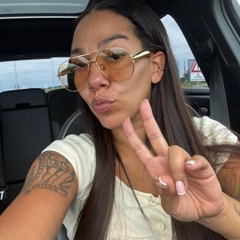 YAMEIZE Retro Oversized Sunglasses for Women Men 70s Pilot Gold Sunglasses Oversized Double Bridge Metal Big Frame Trendy Sun Glasses UV400